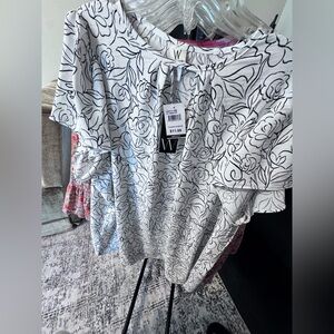 Women's Floral Black and White Top